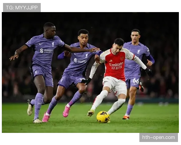 切尔西激战阿森纳，伦敦德比点燃英超战火