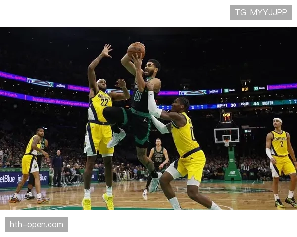 约翰·沃尔突破优化球队进攻节奏助阵东部提升关键时刻表现